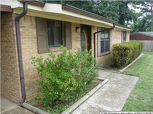 For Sale: 8663 HOVIOUS COVE, Southaven, MS 38671
