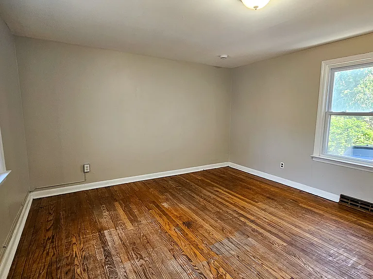 148-01 Plymouth St #1 — Photo 7