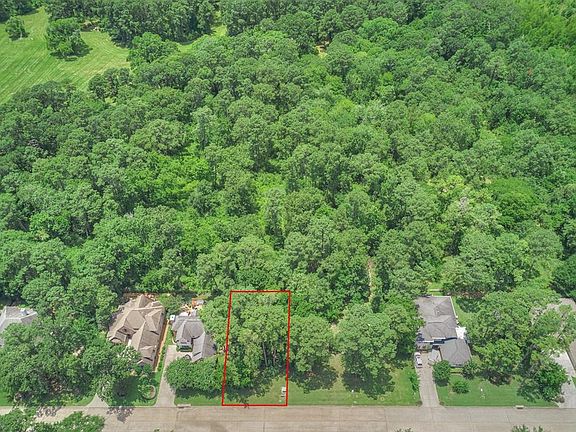 2nd image of 338 Camden Hls W