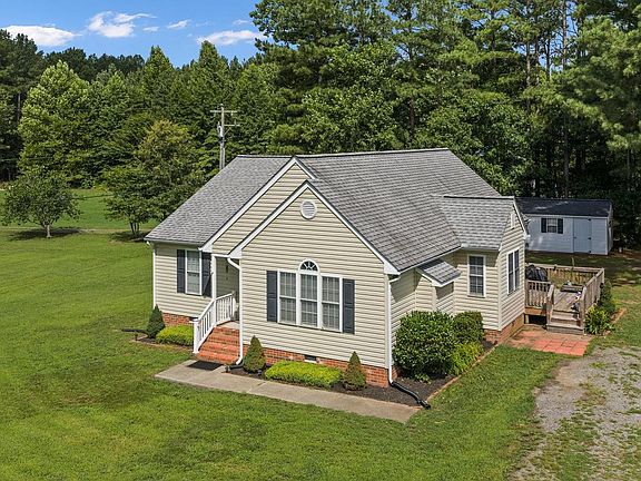 4th image of 151 Deep Landing Rd