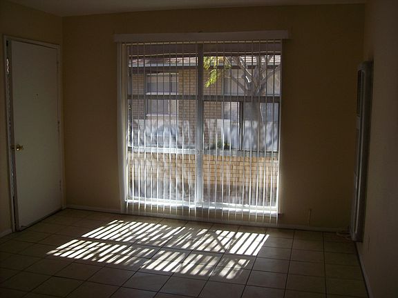3rd image of 2929 Van Buren Ave APT 11