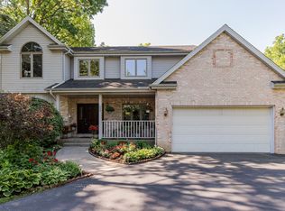 639 E Glendale Rd, Libertyville, IL 60048