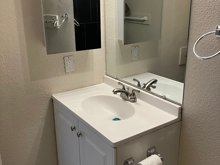 3316 S Canosa Ct — Photo 5