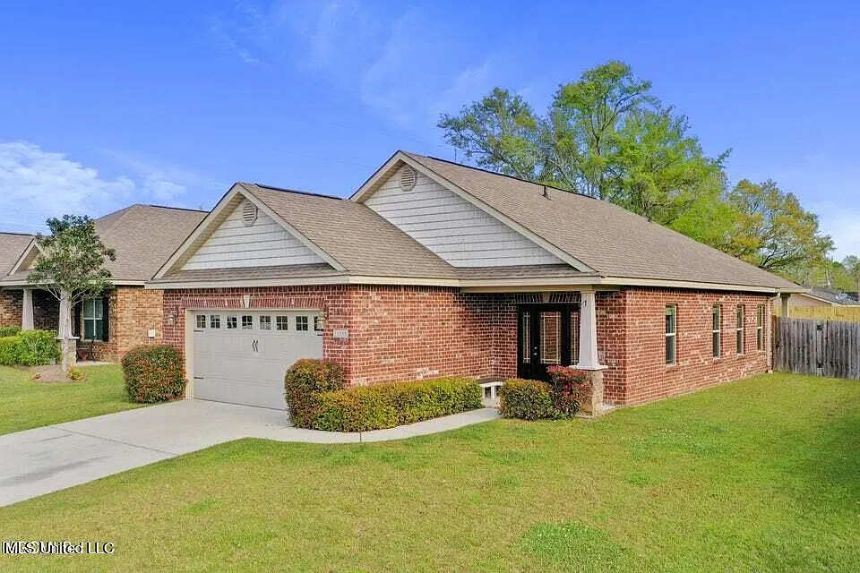 Building Photo - 10388 Sweet Bay Dr