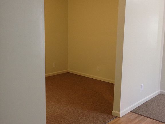 4th image of 5889 Campbell Hwy N APT D