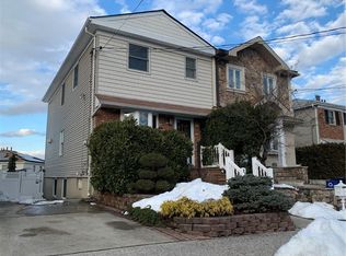 27 Barbara St, Staten Island, NY 10306