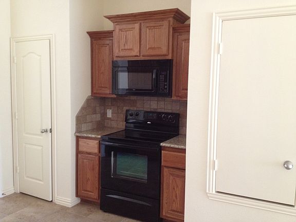3rd image of 8375 Saddle Brook Dr Unit A