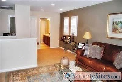 3rd image of 3422 Kensington Ct