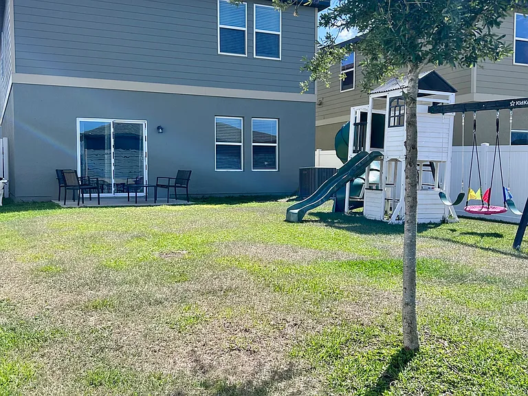 8752 Sportsman Loop — Photo 21