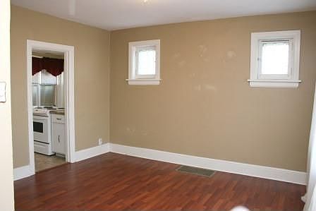 5th image of 3601 Lawn Ave