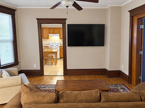 4th image of 1113 Edgerton St