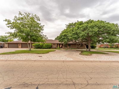 403 Tierra Berrenda Dr, Roswell, NM, 88201
