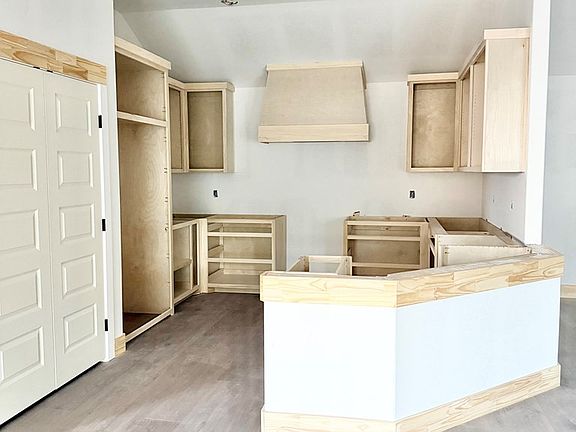 3rd image of 4278 Rimrock Cir