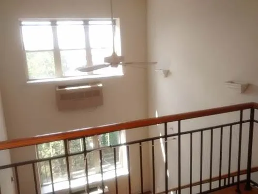 Rented by Realty Advisors Group | media 23