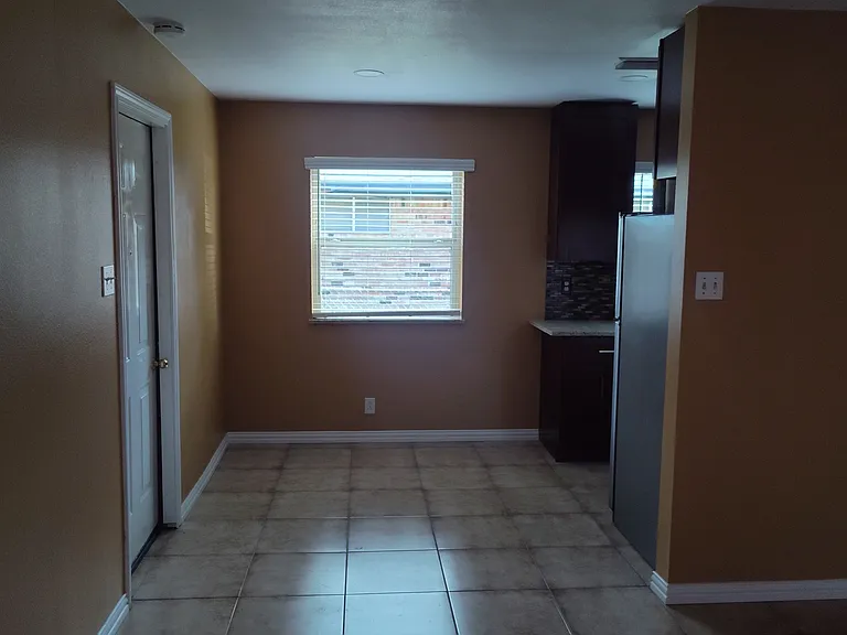 1718 N Santa Clara Ct — Photo 25