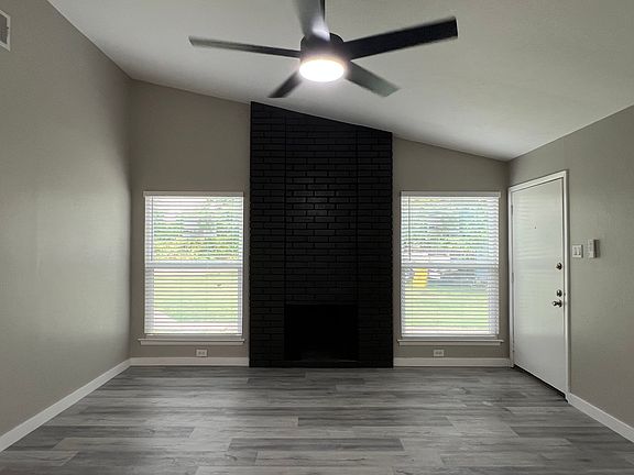 5th image of 10510 Little Pebble Dr #B