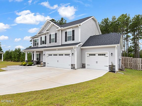 2nd image of 626 High Tide Drive