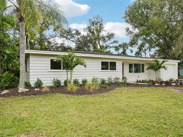 3182 Hatton St, Sarasota, FL 34237