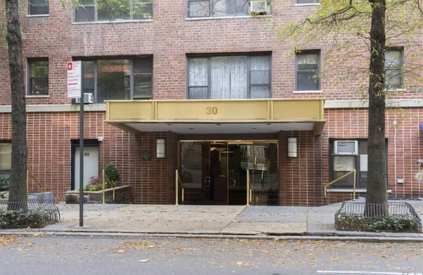 Sold by Douglas Elliman | media 8