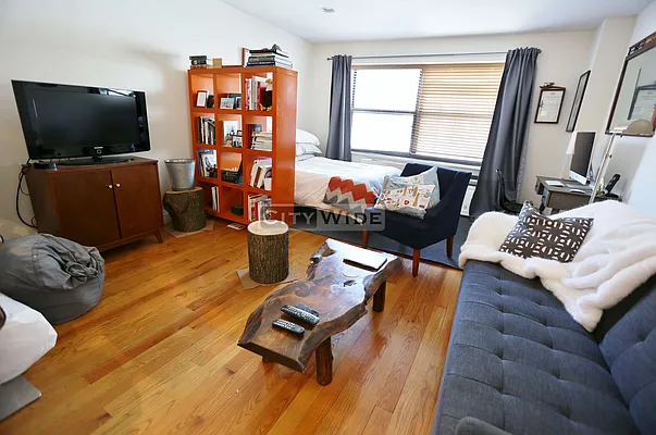 Rented by City Wide Apartments | media 1