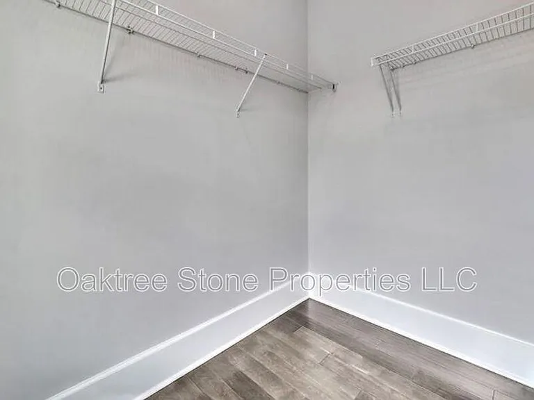 456 Parkway Dr #6 — Photo 18