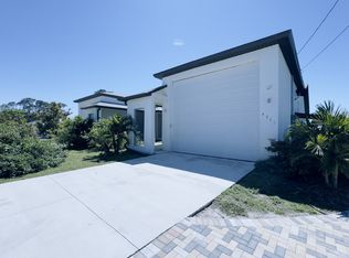 4871 30th St SW, Lehigh Acres, FL 33973
