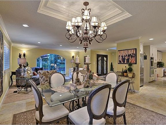 3rd image of 19145 Graystone Ln