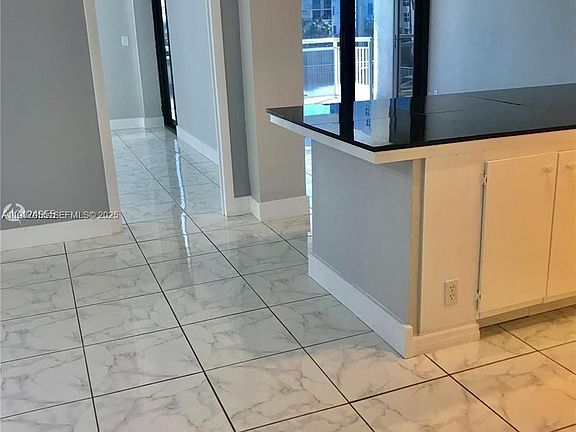 4th image of 1600 S Ocean Dr APT 3G
