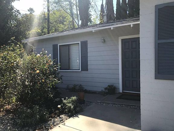 2nd image of 1265 Oak Hill Ave