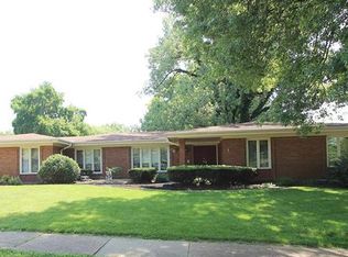 1414 N Woodlawn Ave, Saint Louis, MO 63122