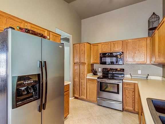 5th image of 9234 E Carmel Ave