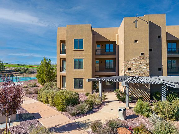 2nd image of 5322 Villas Dr #1-101