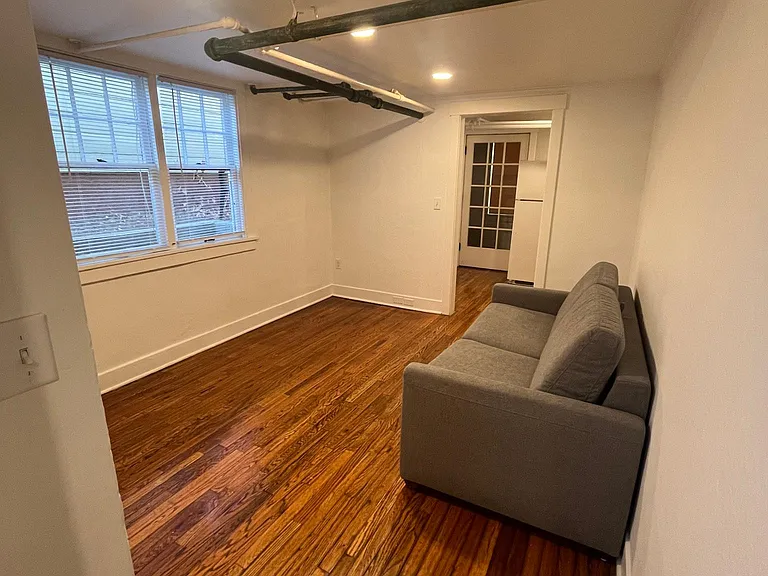 1812 W Pacific Ave #5 — Photo 22
