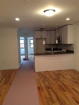2nd image of 310 Sumpter St #4