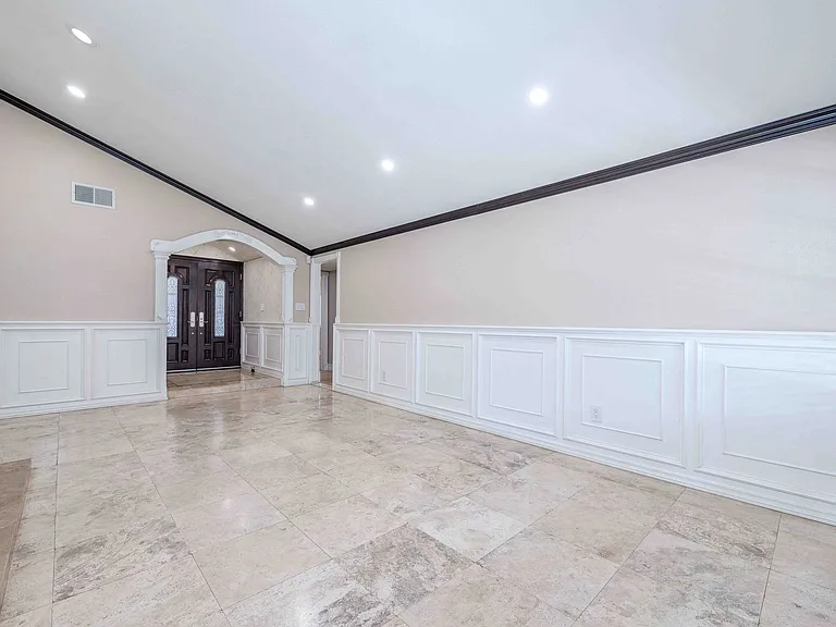 1122 S Peregrine Pl — Photo 4