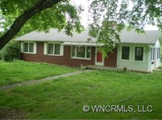 15 Blue Ridge Acres Rd, Asheville, NC 28806