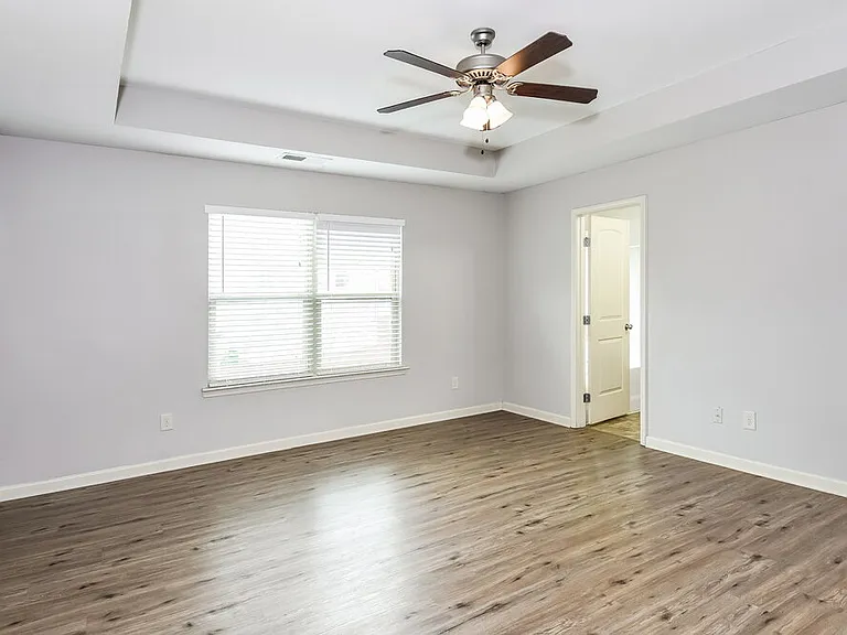191 Camellia Way — Photo 11