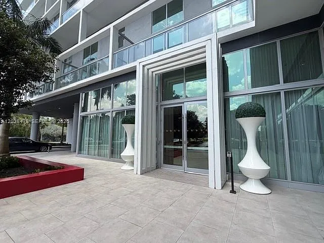 2000 Metropica Way #304 — Photo 79