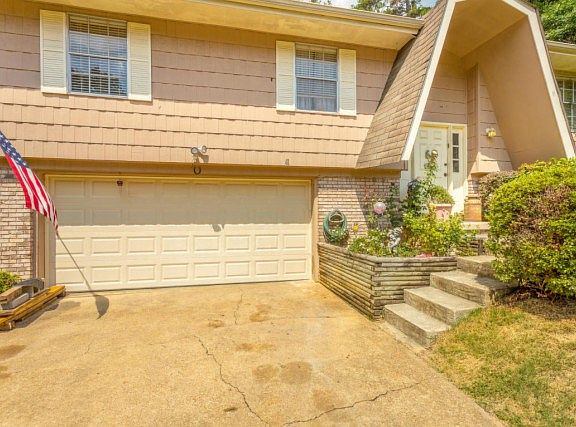 4th image of 8404 Dunnhill Ln