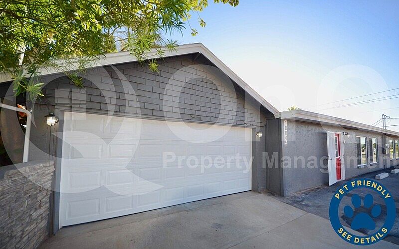 1st image of 10845 N 15th Ave #2B