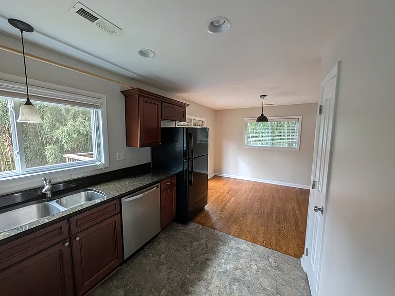 319 State St #201 — Photo 20
