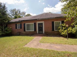2620 E Mitchell St, Humboldt, TN 38343