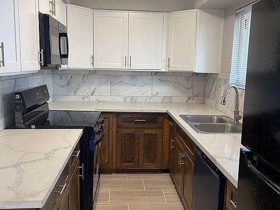 3rd image of 69 W Beverly Ave #11333838