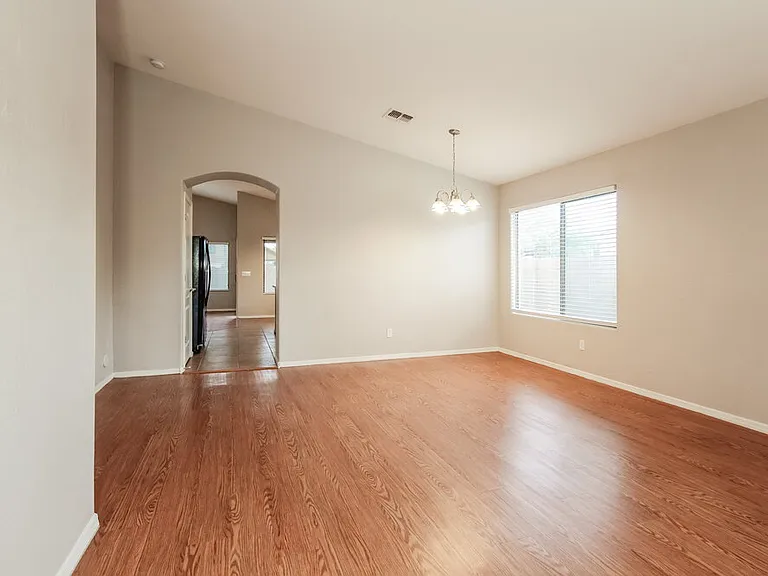 25549 W Winslow Ave — Photo 3