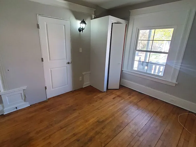 3058-3058A N 11th St. (Duplex) — Photo 5