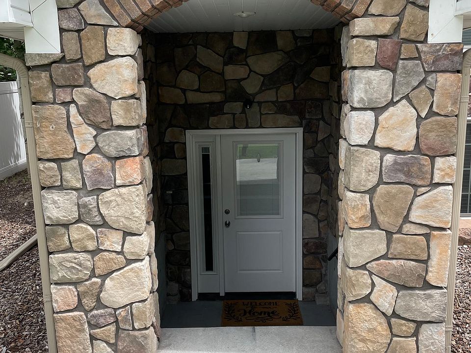 Covered doorway