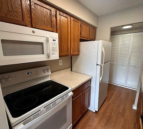 New built in Microwave.