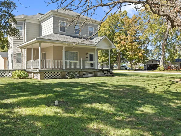 304 S Harrison St, Stuart, IA 50250