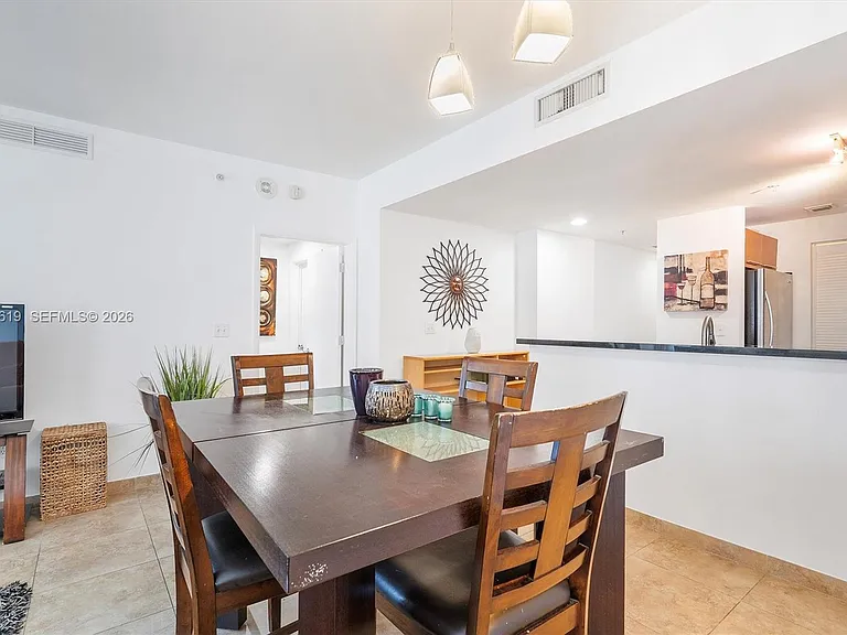 244 Biscayne Blvd #1906 — Photo 8