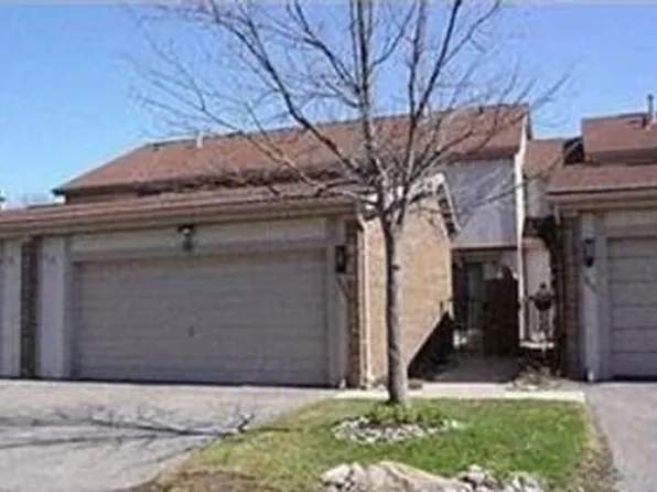 5216 Brett Ct #1, West Bloomfield, MI 48322